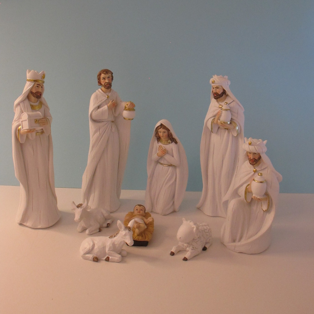 White and Gold Nativity Set – 9 Pieces - Christmas Decor