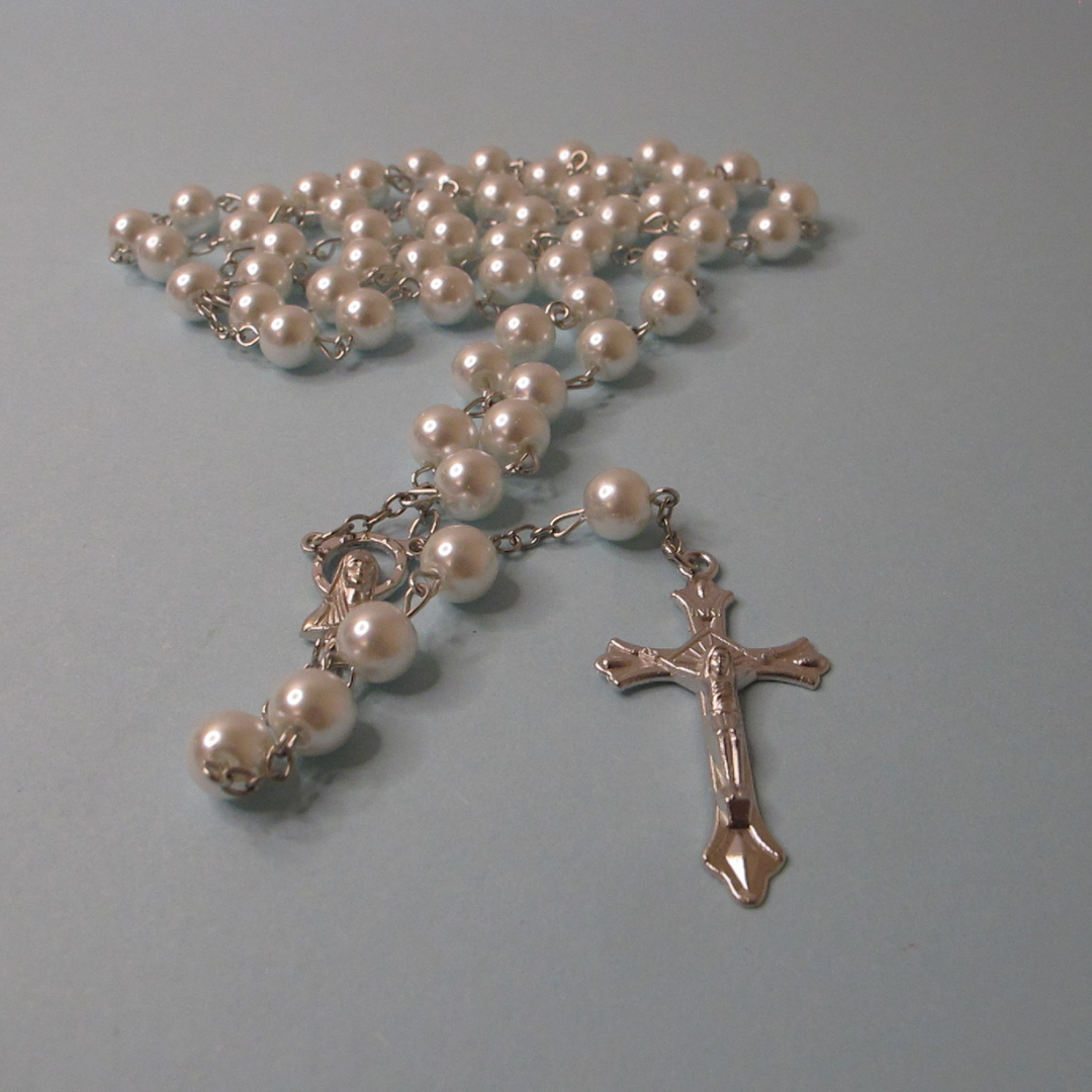 Pearl-Coloured Rosary and Bracelet Set