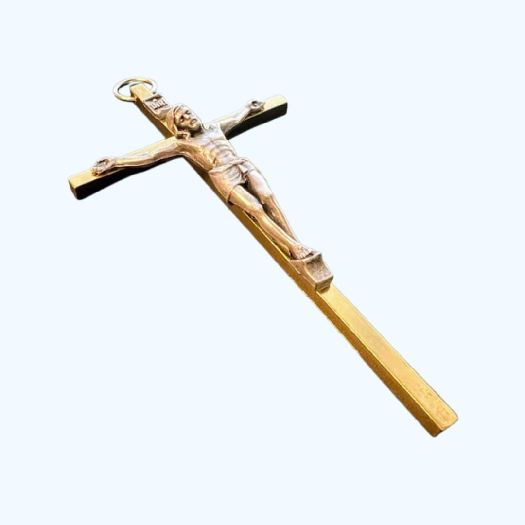Gold Crucifix with Silver Body – Elegant Wall-Mounted Cross