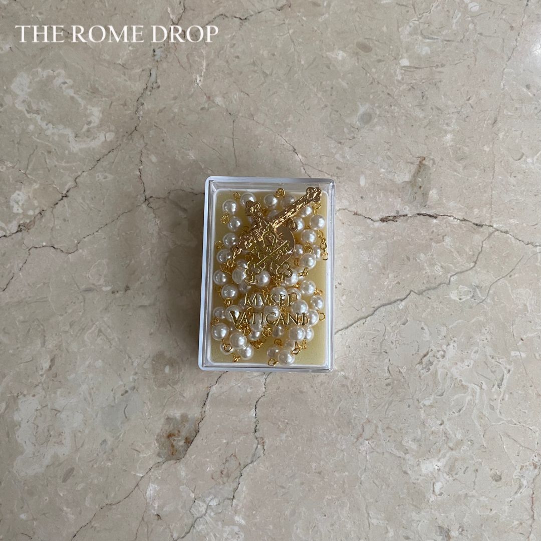 Rome Drop: Pearl and Gold Rosary | Vatican | Musei Vaticani